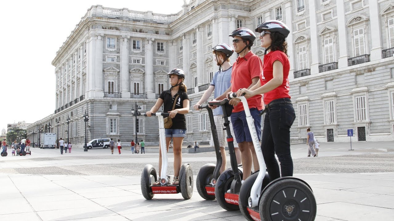 Discover the City in a Segway Tour