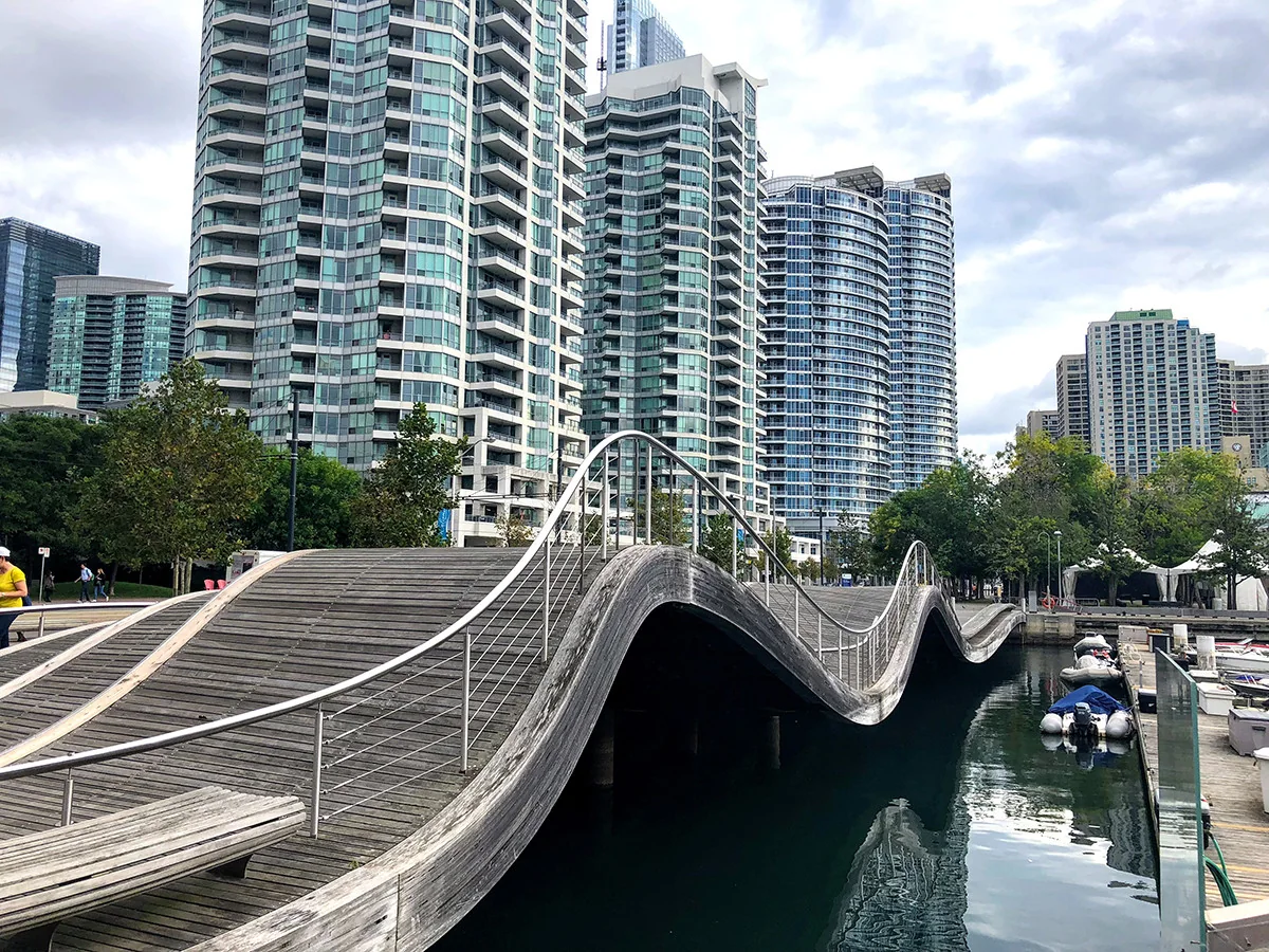 Stroll the Harbourfront